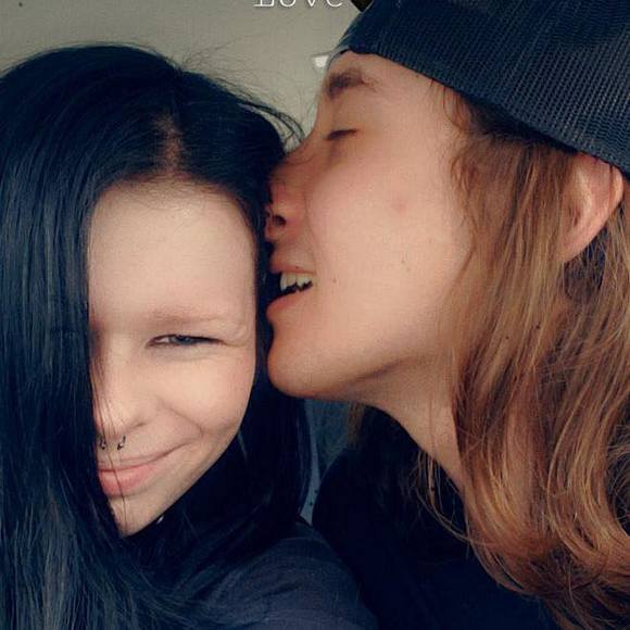 Meet your Posher, Kitty - Picture 1 of 1